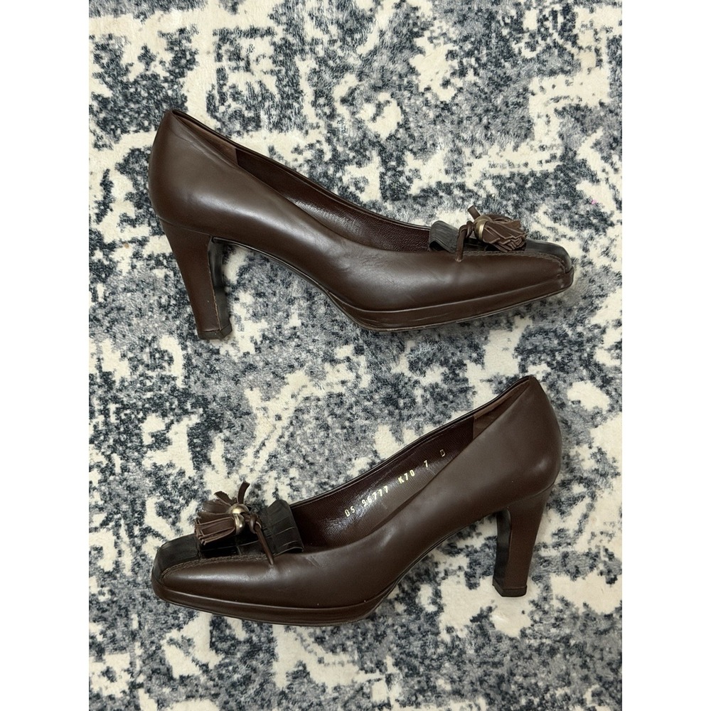 Salvatore Ferragamo Gancini Pumps 7 Brown Excellent Condition! Worn 1X - Picture 9 of 10